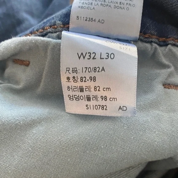 Men’s signature Levi Strauss regular taper jeans W32 L30 - Picture 7 of 7